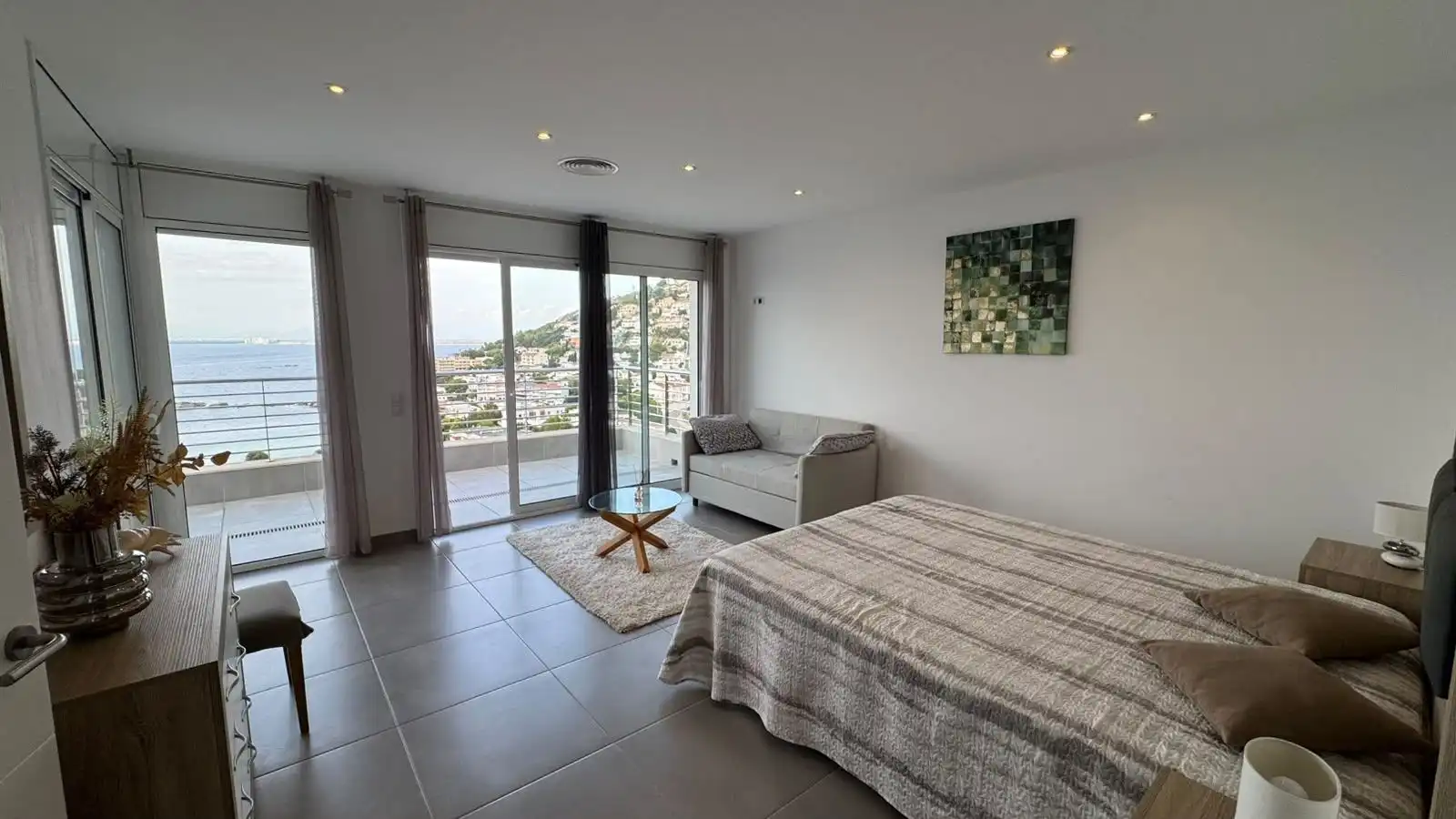 Bedroom of Houses for sale in Almadrava - Canyelles - Puig-Rom