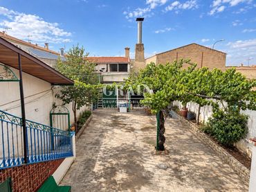 Casa amb balcó en venda a Pedanías - Extrarradio