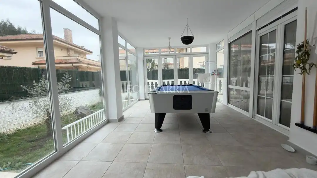 Terraza de Casa o chalet en venta en Castro-Urdiales con Calefacción, Jardín privado y Terraza