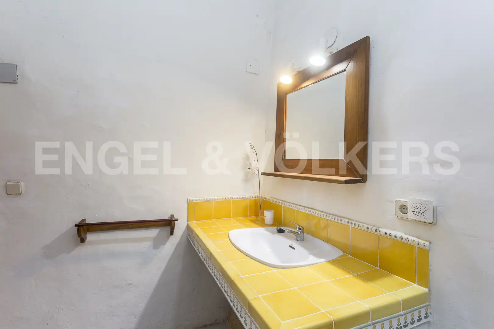 Baño de Finca rústica en venta en Subirats con Calefacción, Jardín privado y Parquet