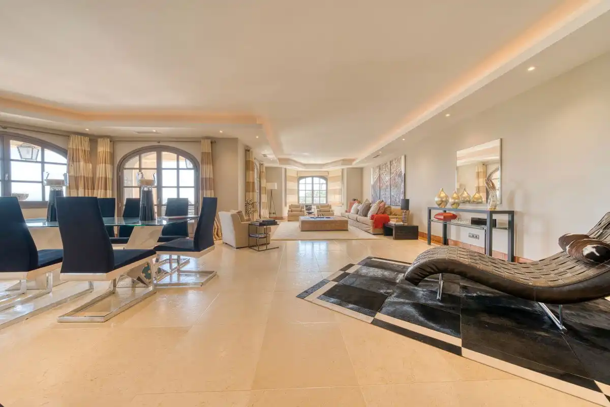 Sala de estar de Casa o chalet en venta en Sotogrande con Aire acondicionado, Jardín privado y Terraza
