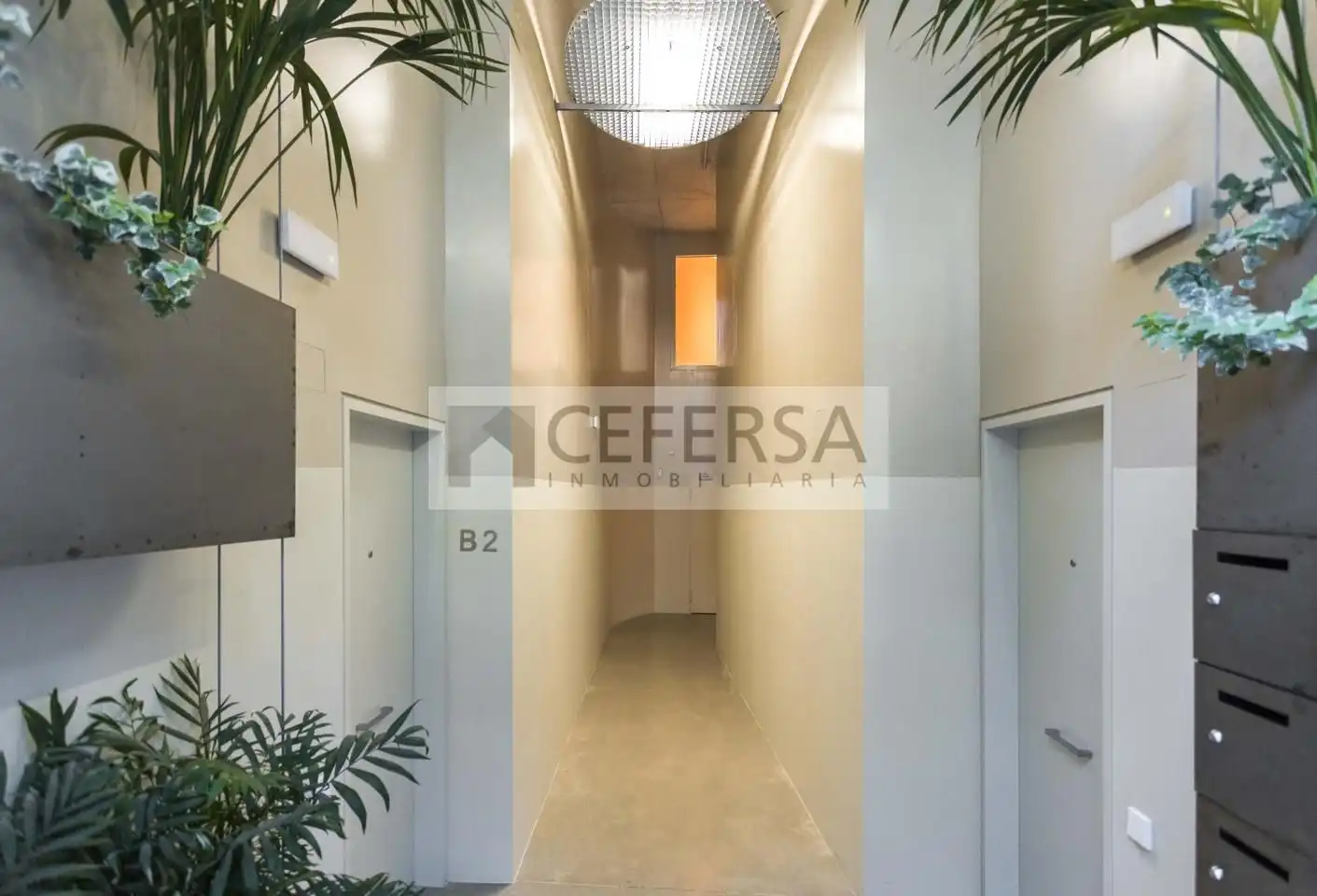 Planta baja en venta en De Sardenya, Sagrada Família