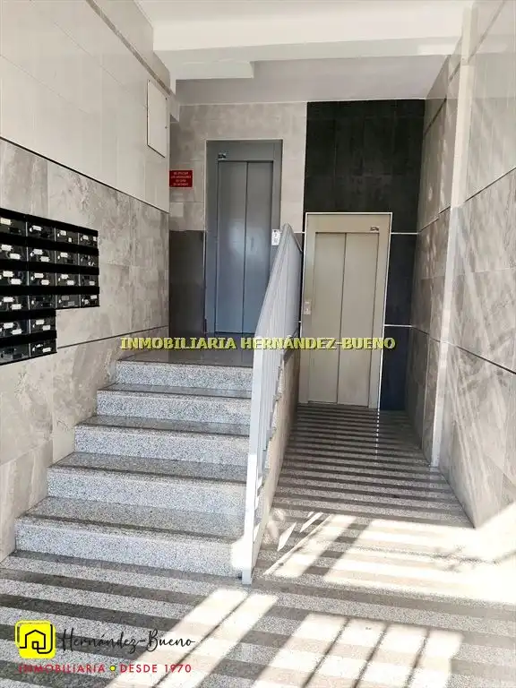 Piso con terraza en venta en San José - Parador - Zurguén, imagen 30