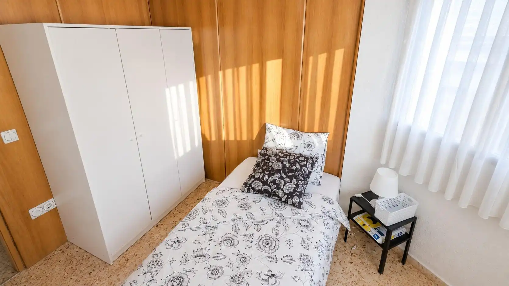 Bedroom of Flat for sale in Valencia  with Balcony