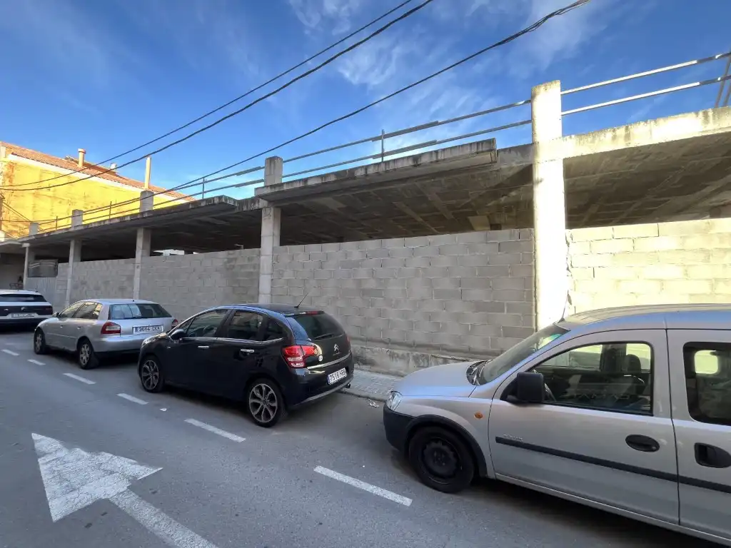 Others for sale in Calle Marti Franquesa, imagen 6