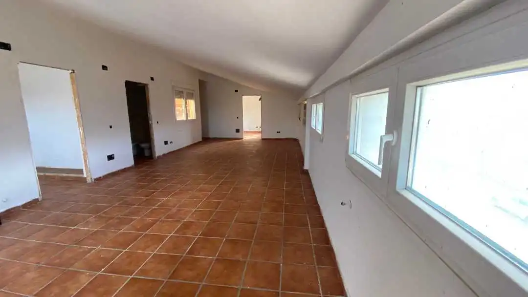 Casa adosada en venda en Tórtola de Henares amb Jardí privat, Terrassa i Balcó