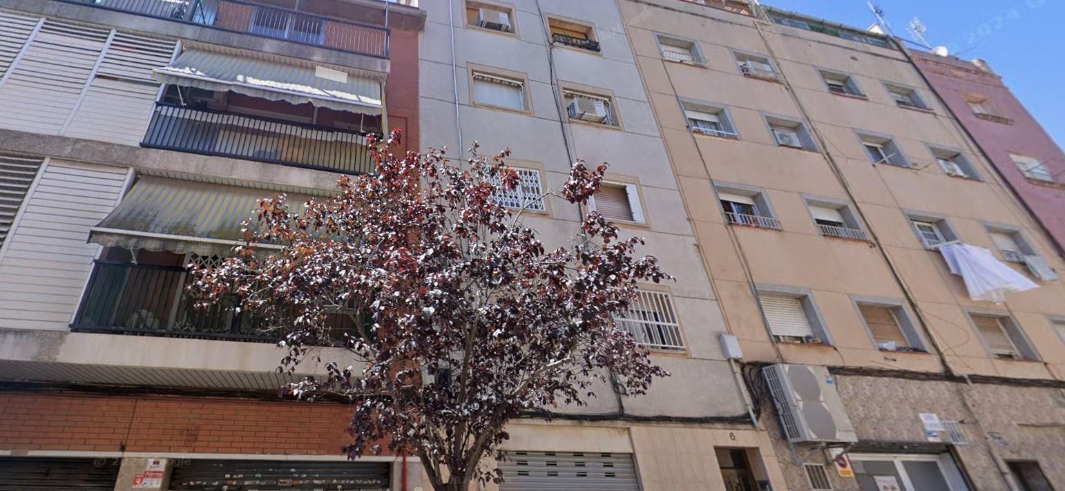 Vista exterior de Apartamento en venta en L'Hospitalet de Llobregat con Terraza