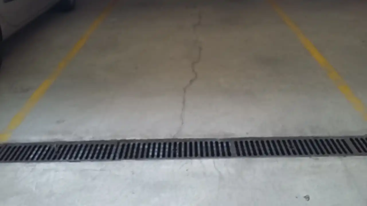 Parking with lift for sale in Ps del Ferrocarril, imagen 3