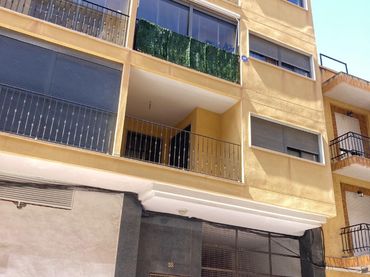 Appartement avec ascenseur à louer à Calle Ramón y Cajal