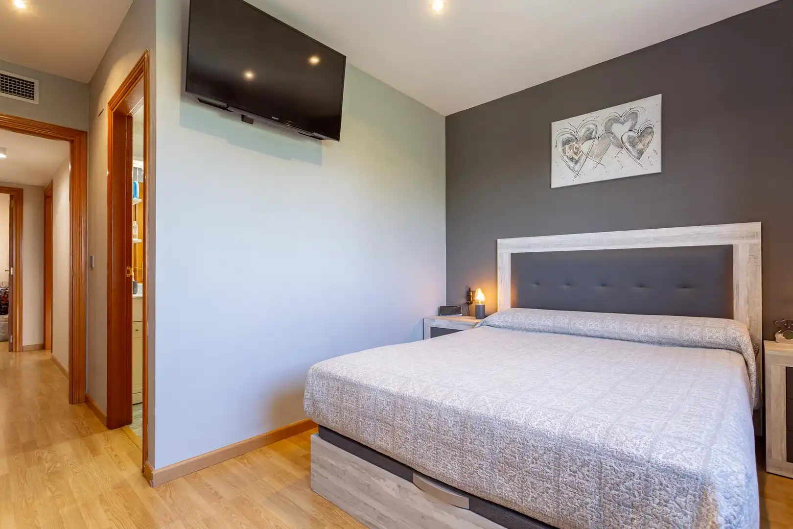 Bedroom of Attic for sale in Reus  with Air Conditioner, Private garden and Parquet flooring