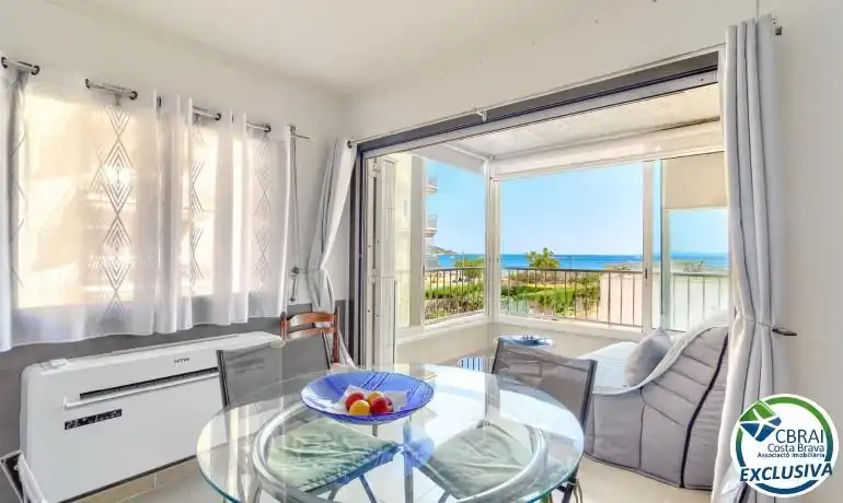 Apartment with lift for sale in Passeig Maritim, imagen 2