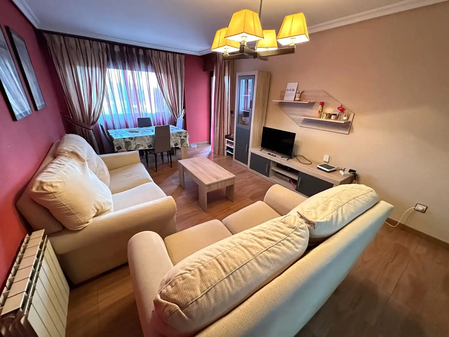 Sala de estar de Piso en venta en Talavera de la Reina con Calefacción, Terraza y Amueblado