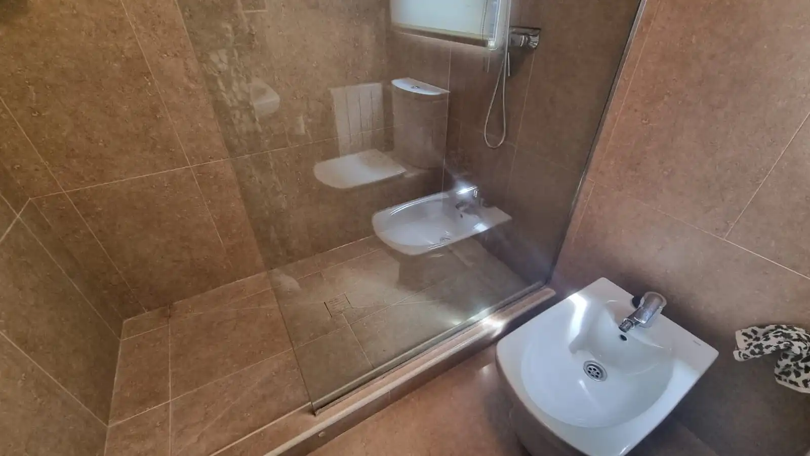 Bany de Casa o xalet en venda en Miengo amb Calefacció, Jardí privat i Moblat