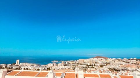 Foto 2 de Ático en venta en Los Cristianos, Arona