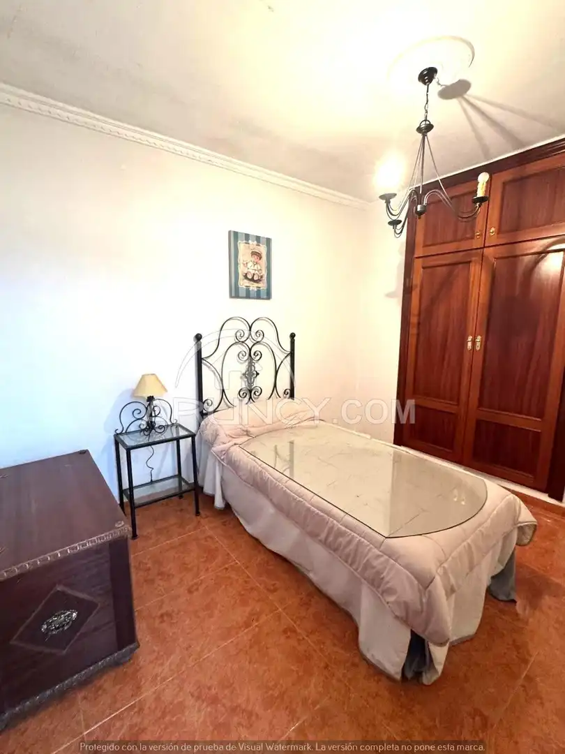 Habitación de Casa adosada en venta en Alcalá de Guadaira con Aire acondicionado, Terraza y Trastero