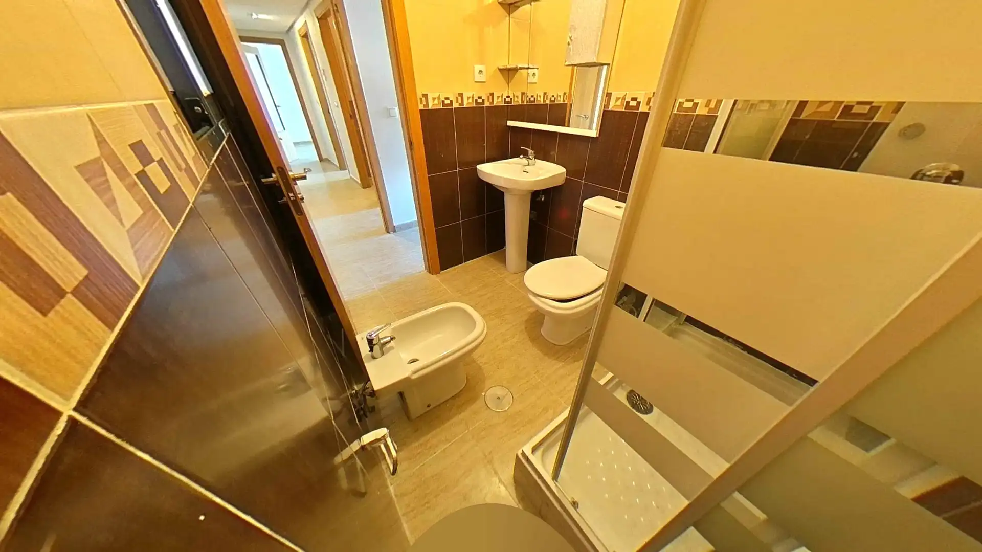 Bathroom of Apartments for sale in Murcia