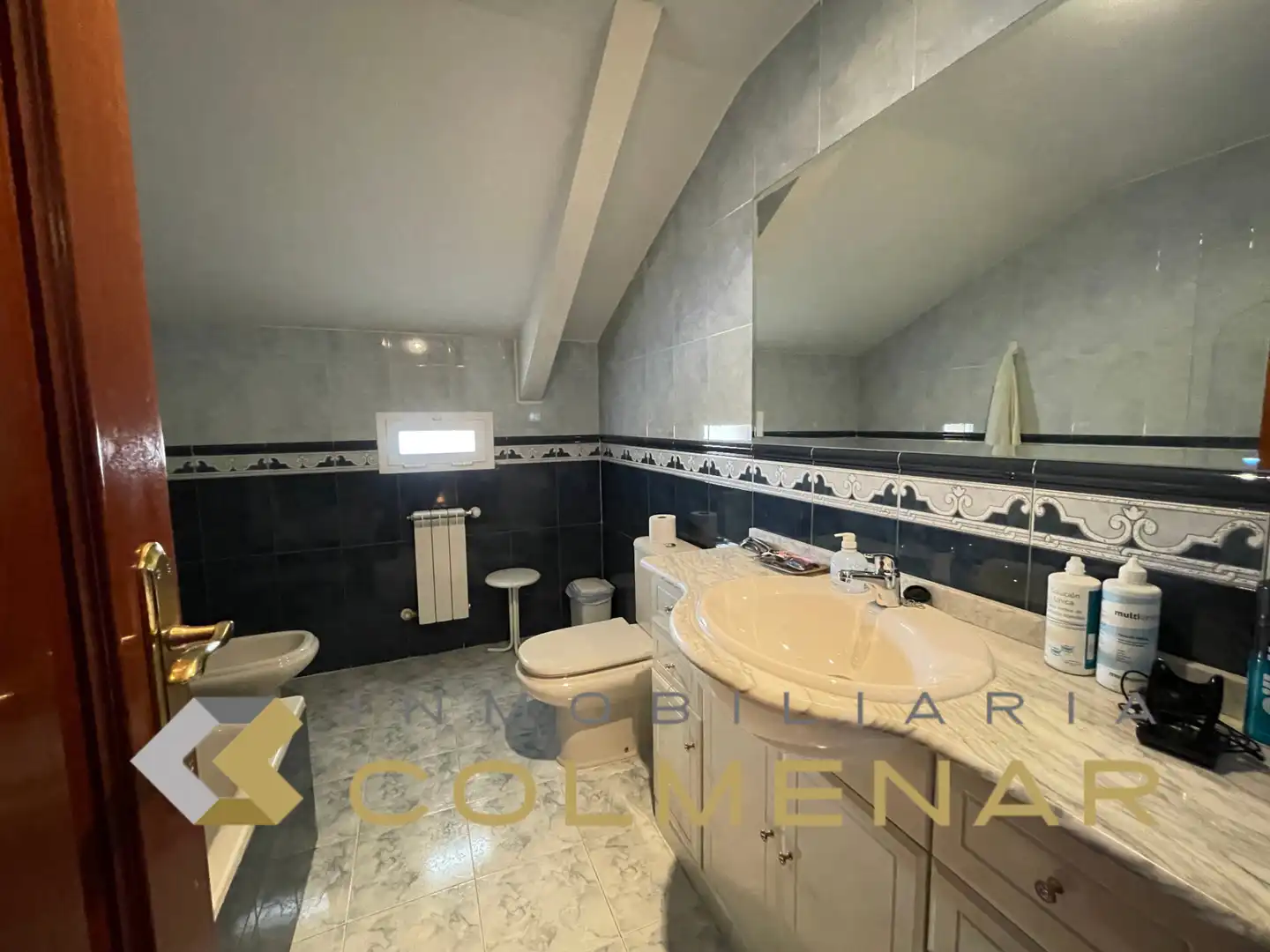 Baño de Casa o chalet en venta en Colmenar Viejo con Calefacción, Jardín privado y Trastero