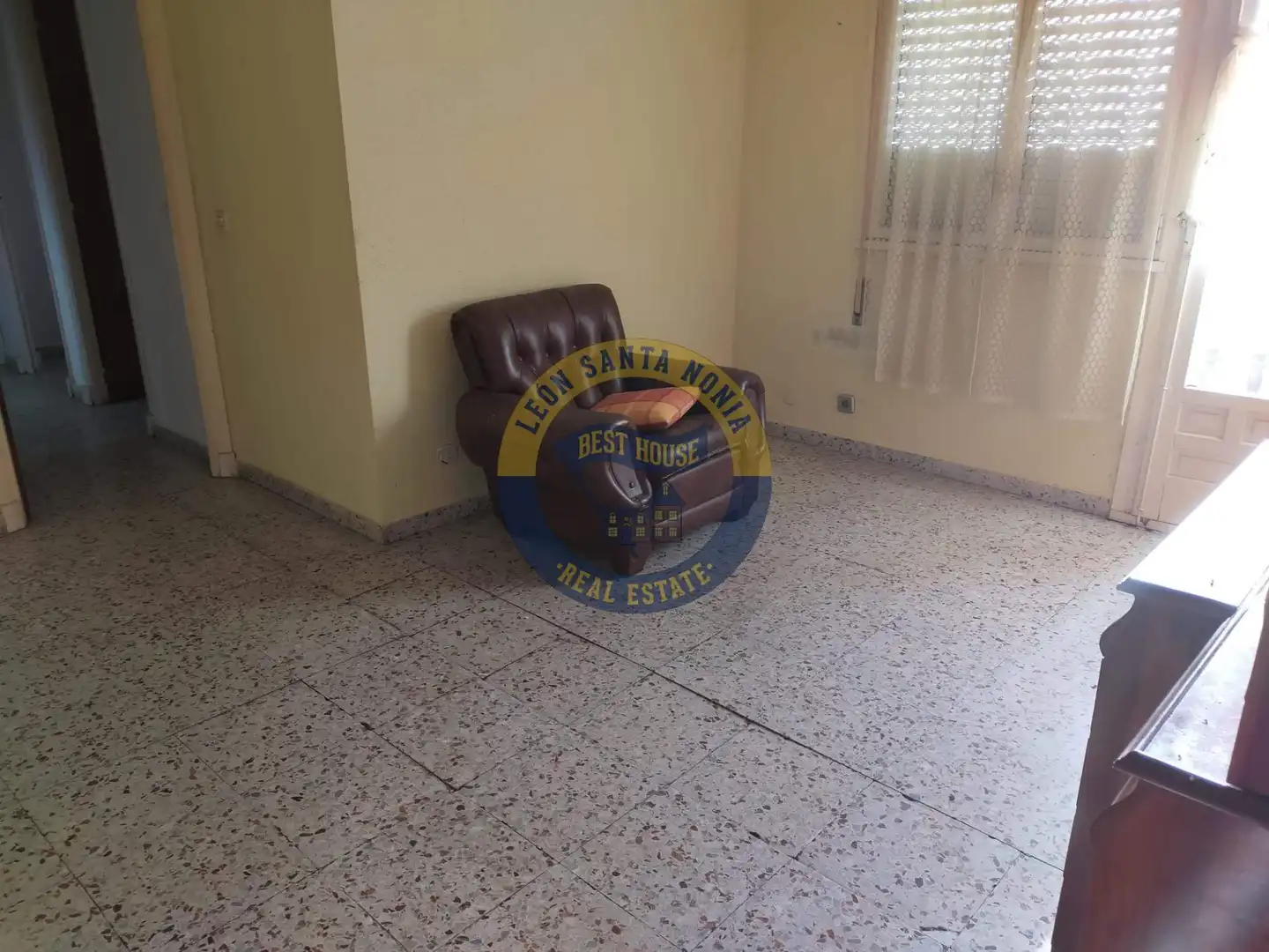 Flat for sale in Mansilla de las Mulas  with Private garden, Terrace and Storage room
