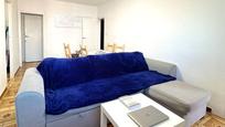 Living room of Flat for sale in  Valencia Capital  with Air Conditioner and Balcony