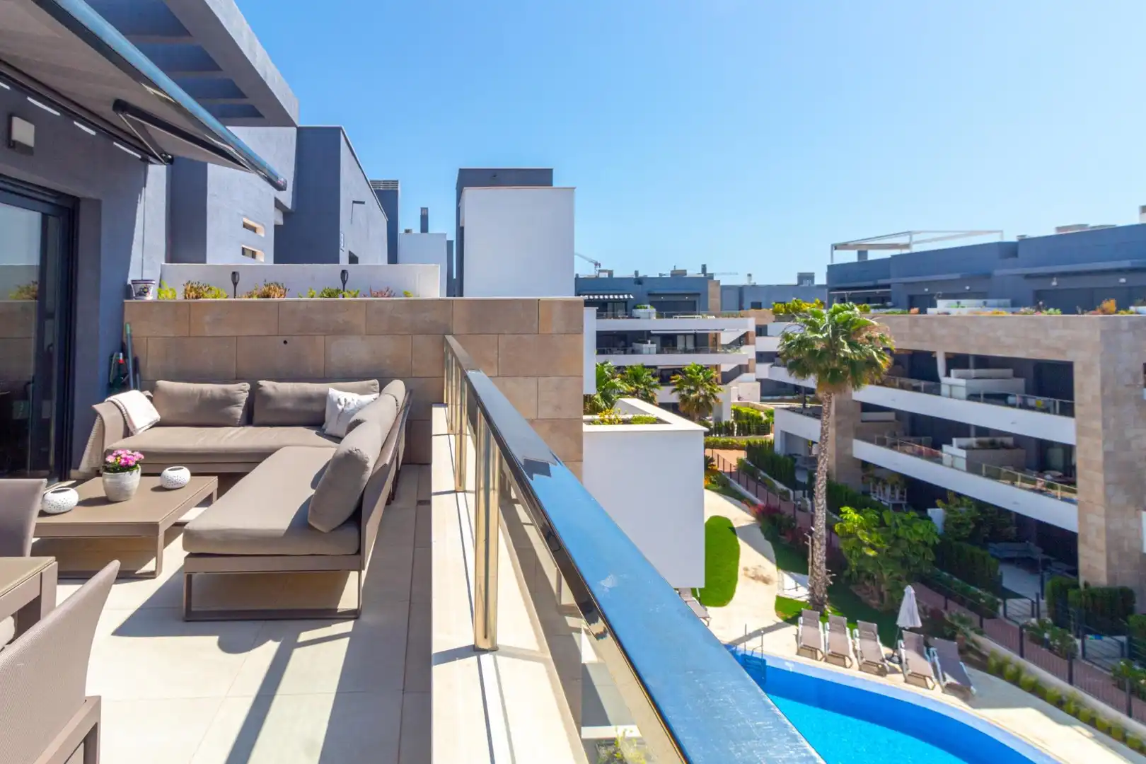 Attico con terrazza in vendita a Orihuela Costa