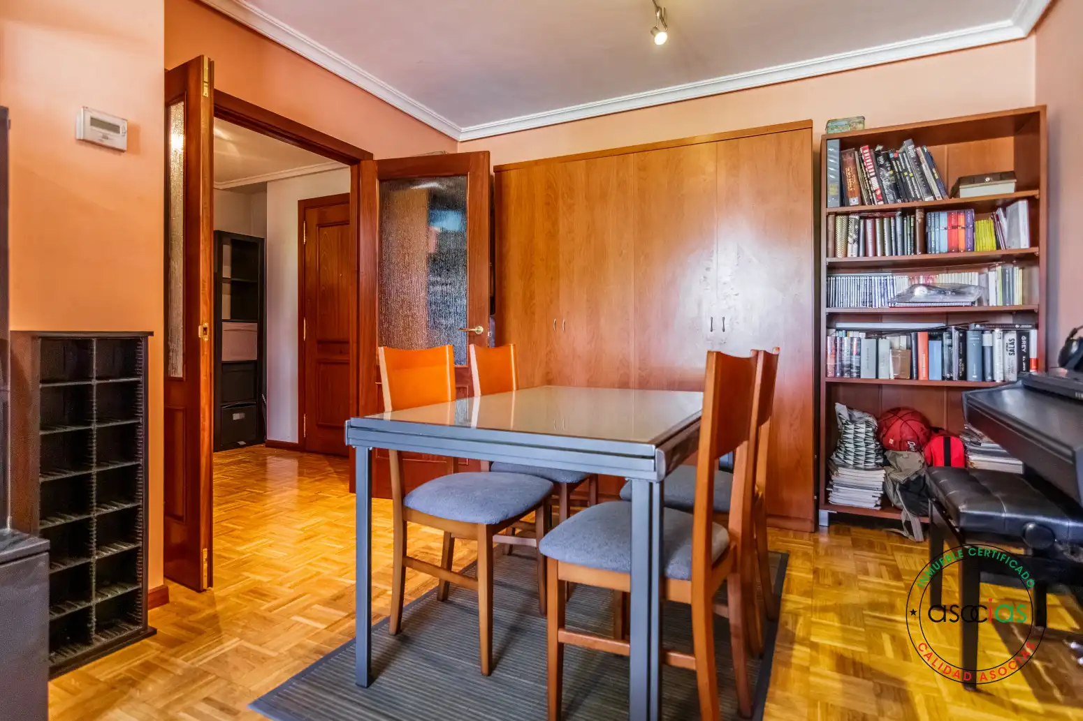Dining room of Flat for sale in Oviedo   with Heating and Storage room