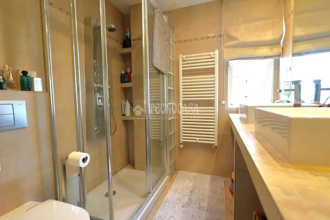 Baño de Piso en venta en Madrid con Aire acondicionado y Calefacción