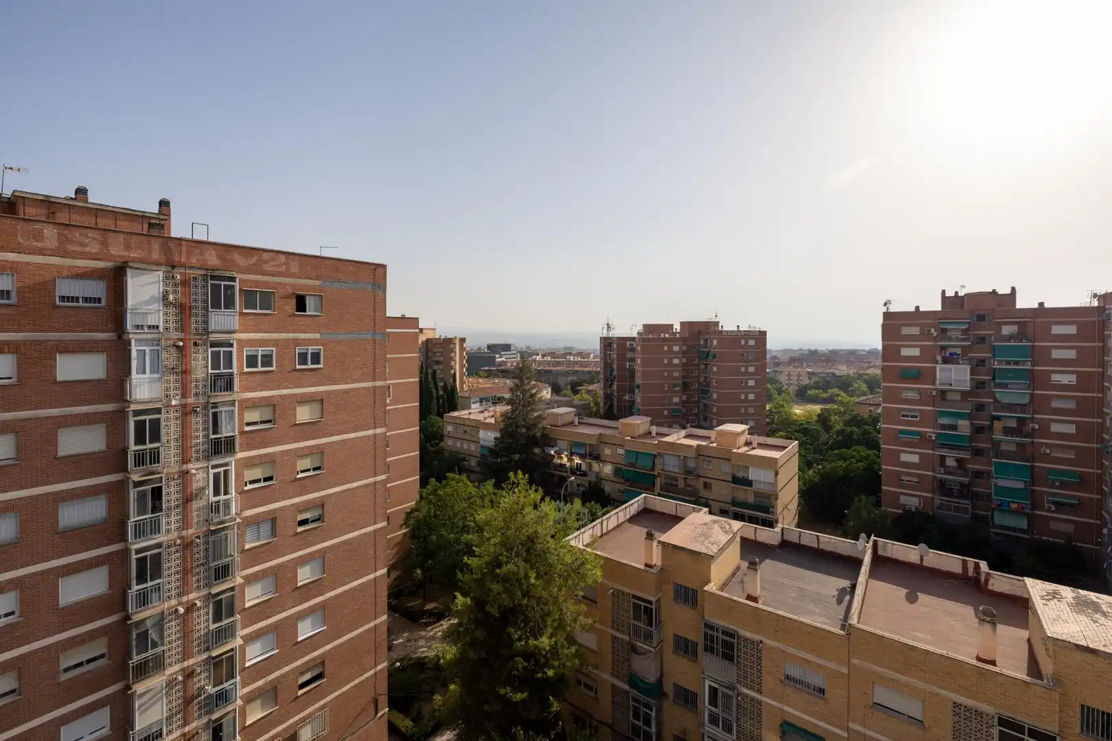 Schlafzimmer von Wohnungen zum Verkauf in Granada mit Privatgarten