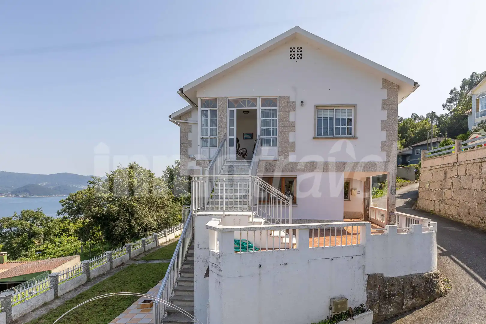 Vista exterior de Casa o chalet en venta en Sanxenxo con Calefacción, Jardín privado y Terraza