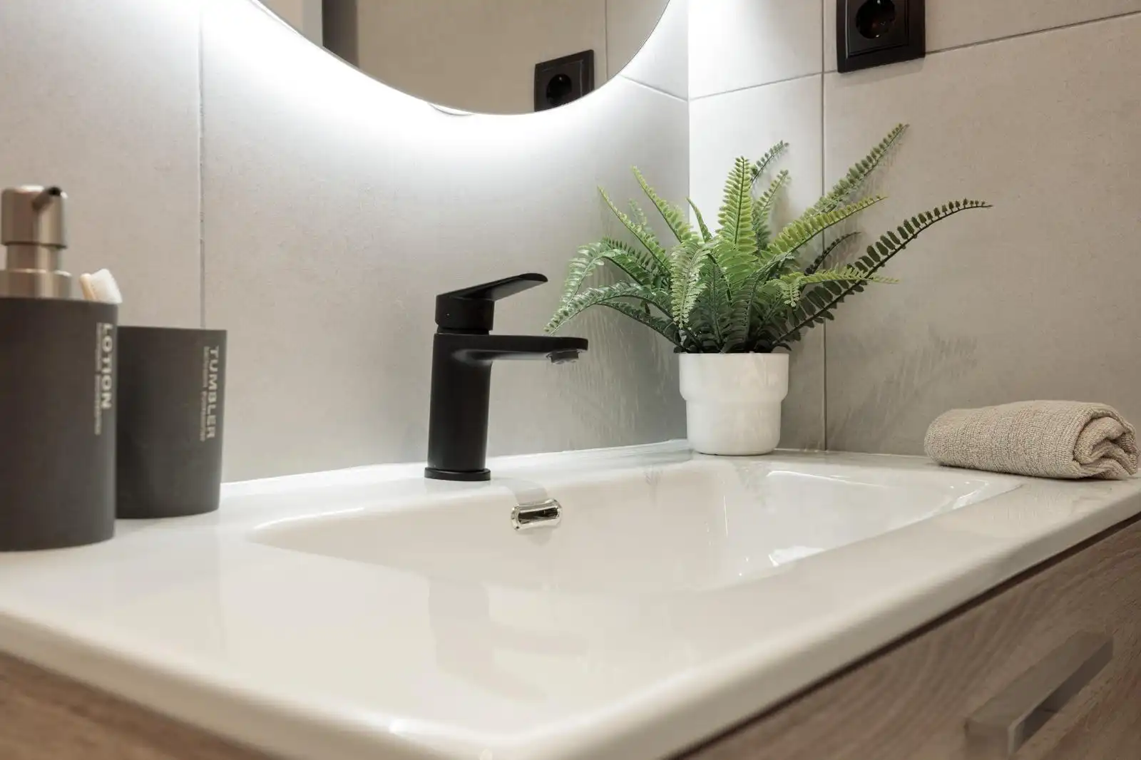 Bathroom of Flat for sale in Madrid  with Heating and Furnished