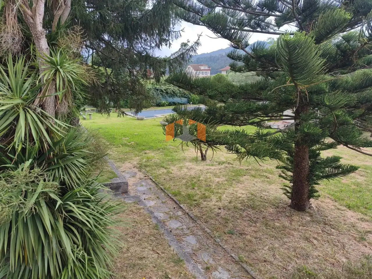 Jardín de Casa o chalet en venta en Vigo  con Calefacción, Jardín privado y Parquet