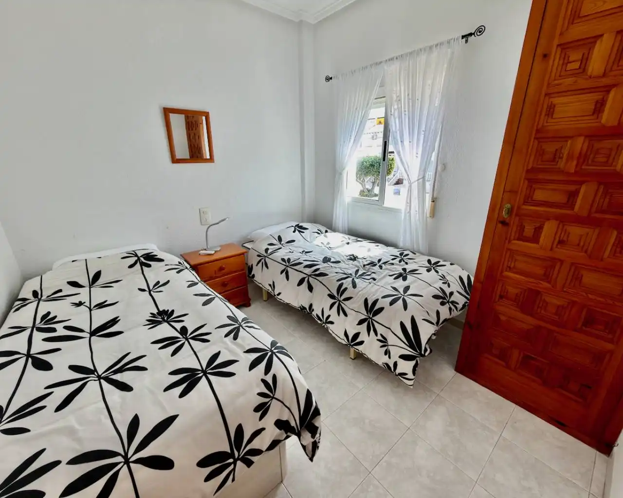 Casa aparellada amb piscina en venda a Ciudad Quesada, imagen 16