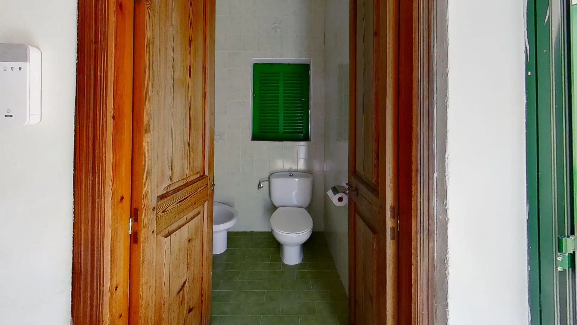 Baño de Finca rústica en venta en Petra con Trastero y Amueblado