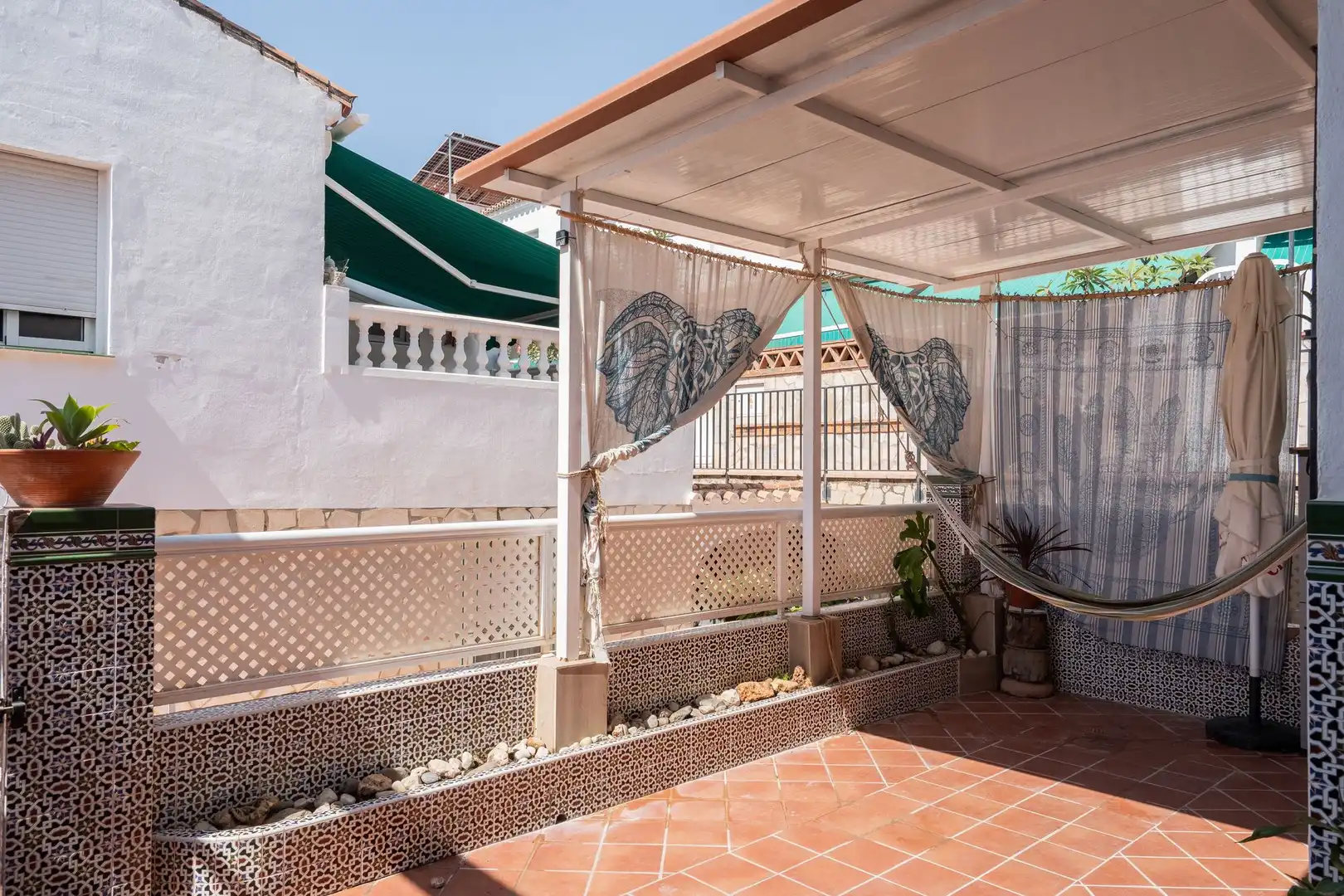 Terrassa de Casa adosada en venda en Rincón de la Victoria amb Terrassa i Balcó