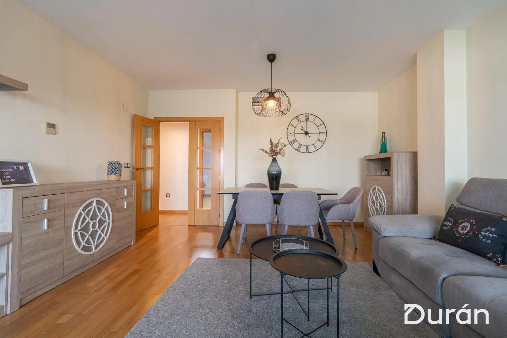 Living room of Flat for sale in El Ejido  with Parquet flooring, Terrace and Furnished