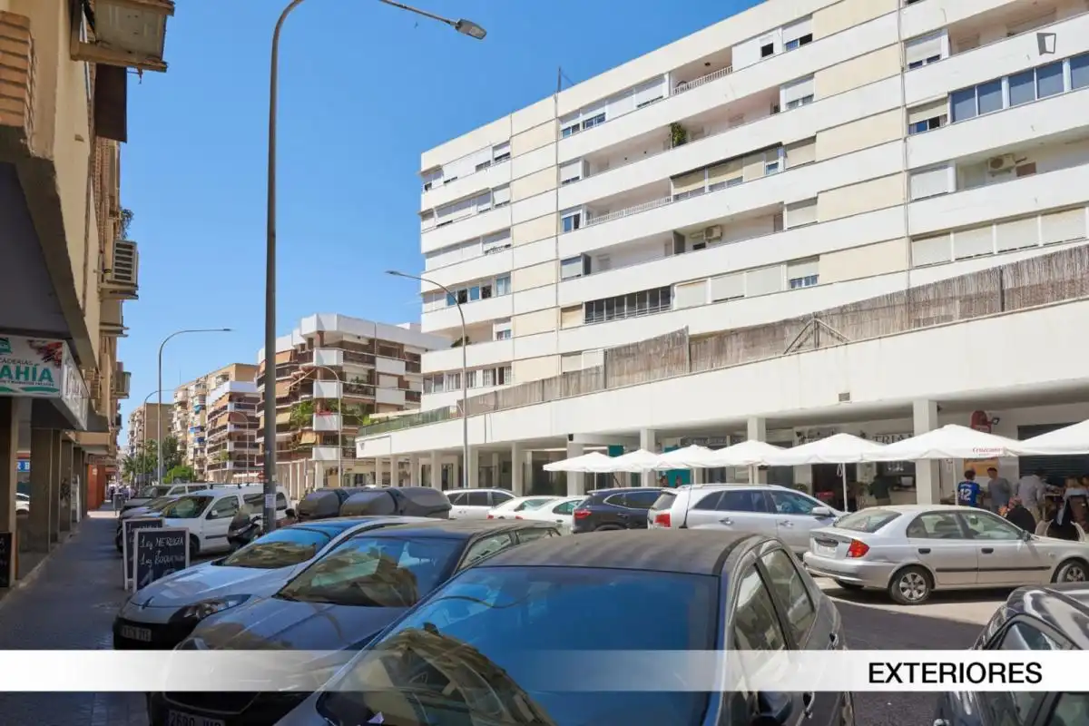 Habitación en Triana Este