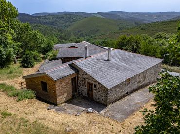 Casa rústica en venda a O Saviñao