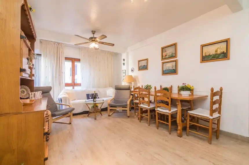 Wohnung mit Aufzug zum Verkauf in Calle Francisco Marina 31, imagen 2