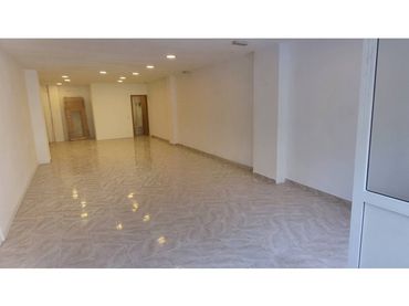 Business premises to rent in Calle Calabria 148