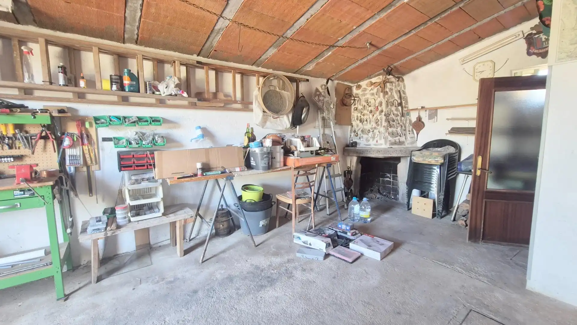 Kitchen of Houses for sale in Calvarrasa de Abajo  with Heating, Storage room and Furnished