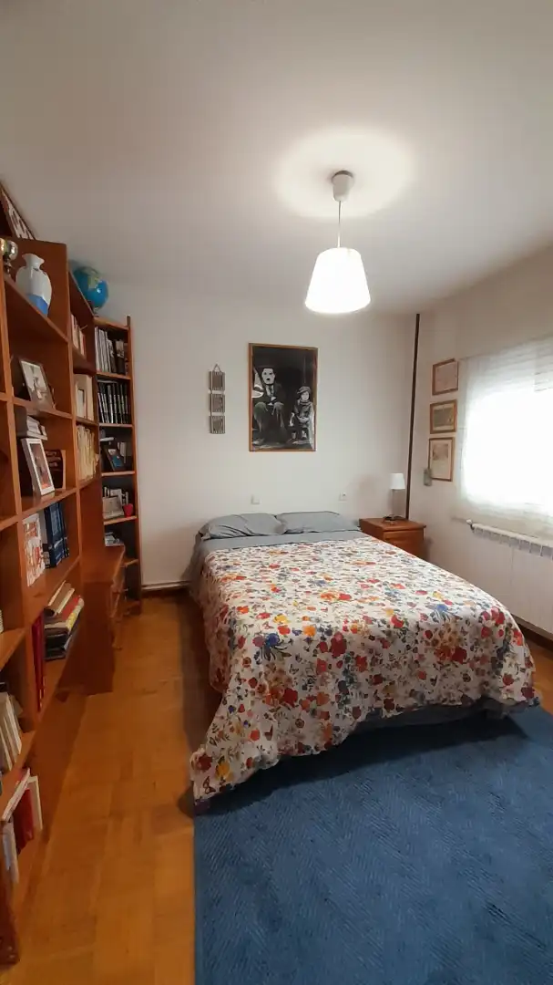 Habitación de Piso en venta en Pontevedra Capital  con Calefacción, Parquet y Trastero