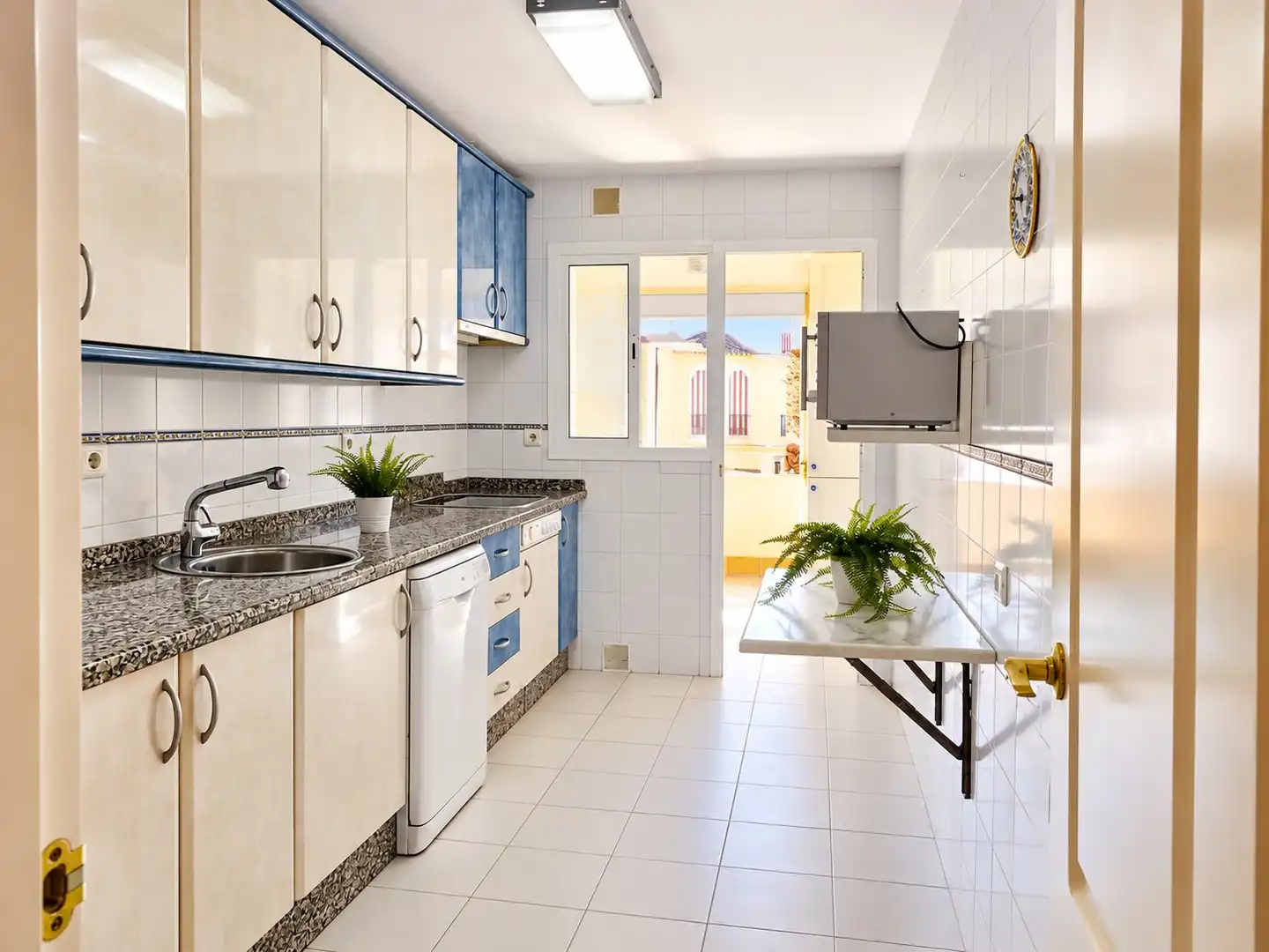 Flat with pool for sale in Avenida de la Laguna, imagen 19