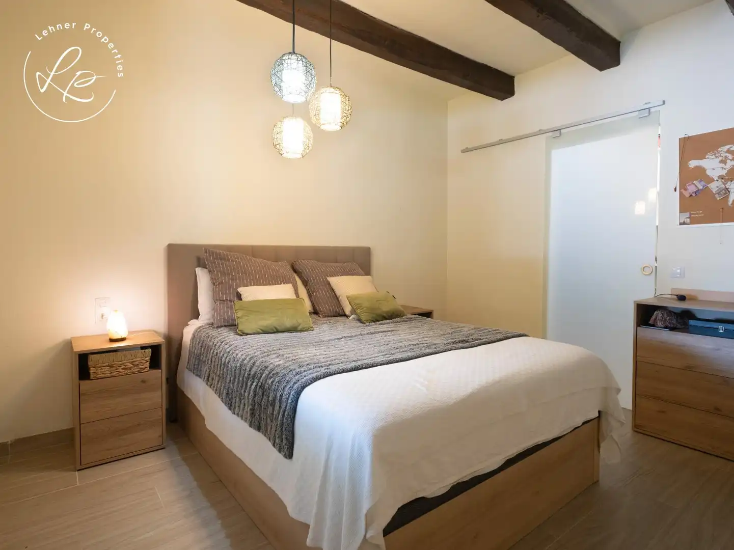 Dormitori de Casa o xalet en venda en Pedret i Marzà amb Aire condicionat, Calefacció i Jardí privat