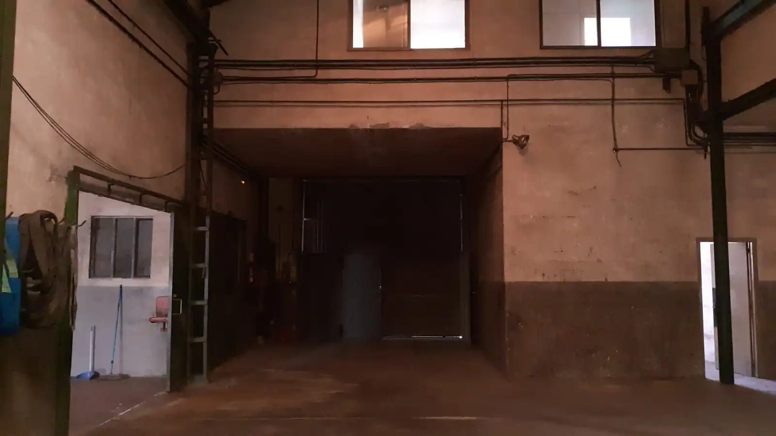 Industrial buildings for sale in Palau-solità i Plegamans