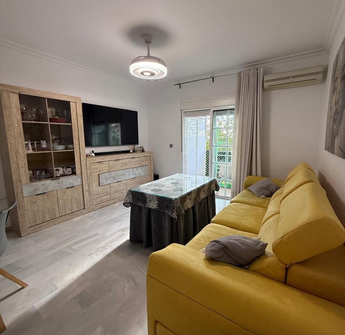 Living room of Flat for sale in Alcalá de Guadaira  with Terrace