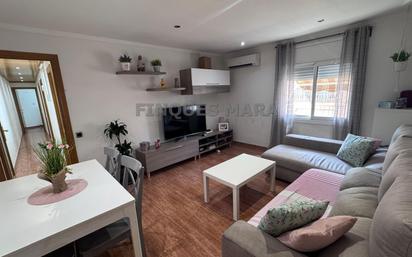 Living room of Flat for sale in Sant Boi de Llobregat  with Air Conditioner
