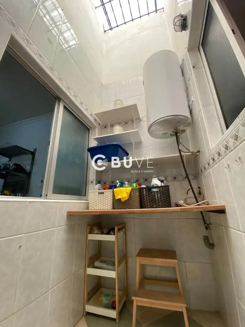 Bany de Casa o xalet en venda en Alcalá de Guadaira amb Aire condicionat, Traster i Moblat