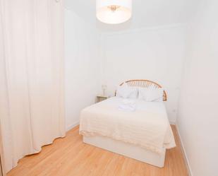 Bedroom of Apartment to share in  Madrid Capital  with Air Conditioner, Heating and Terrace