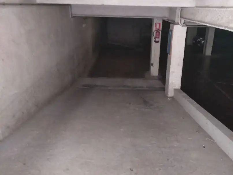 Einzelparkplatz zur Miete in Carrer ateneu 7, imagen 2