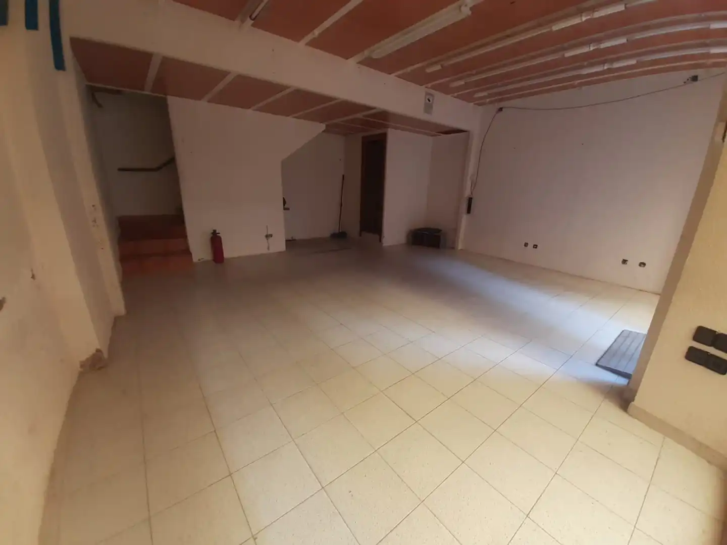 Local comercial en venda a Casco Antiguo, imagen 7
