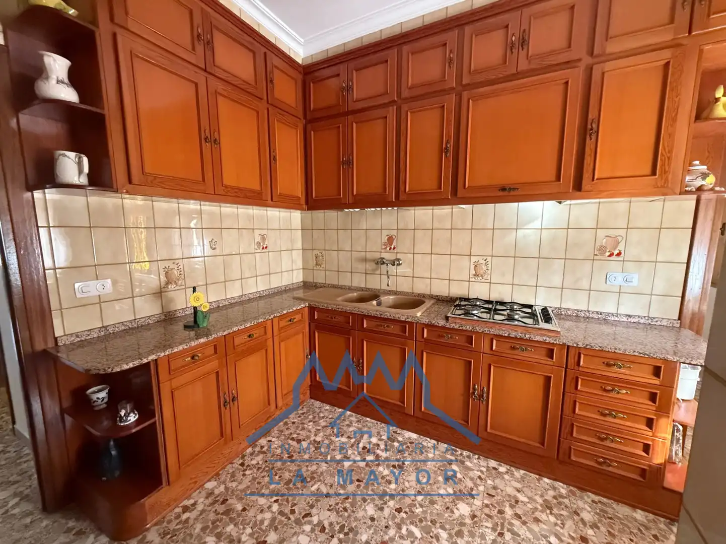 Cuina de Casa o xalet en venda en Almagro amb Jardí privat, Terrassa i Traster